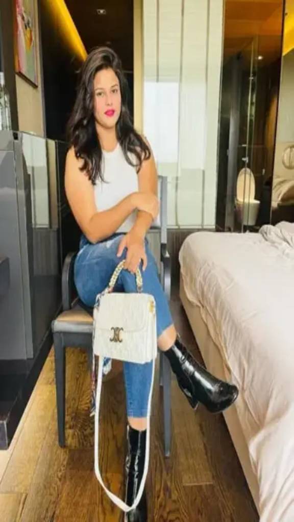 Kandivali call girl service